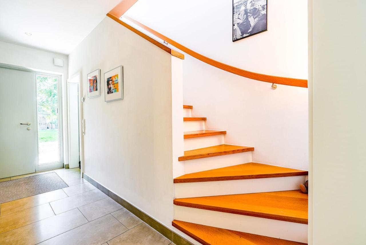 Schoenes Zimmer Nr 3 In Leer Ortsteil Nuettermoor Daire Nuttermoor Dış mekan fotoğraf